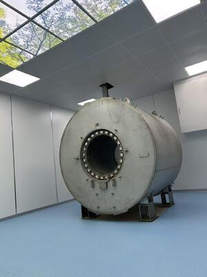 قیمت خوب اتاق محافظ RF با اثربخشی محافظ 100 دسی بل با ساخت مدولار یا در محل و اندازه اتاق قابل تنظیم برای قفس فارادی MRI آنلاین